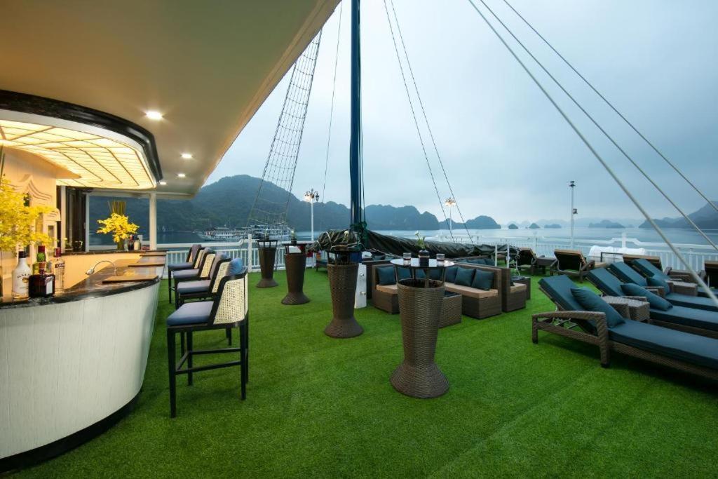Hoang Phuc Hotel Dong Khe Sau ภายนอก รูปภาพ