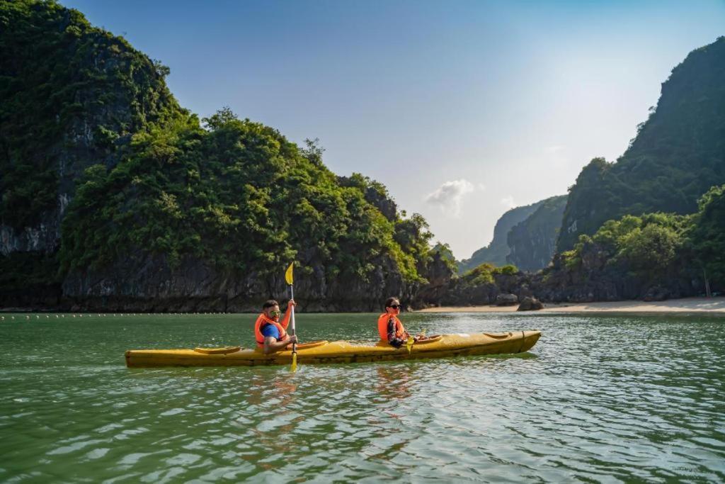 Hoang Phuc Hotel Dong Khe Sau ภายนอก รูปภาพ